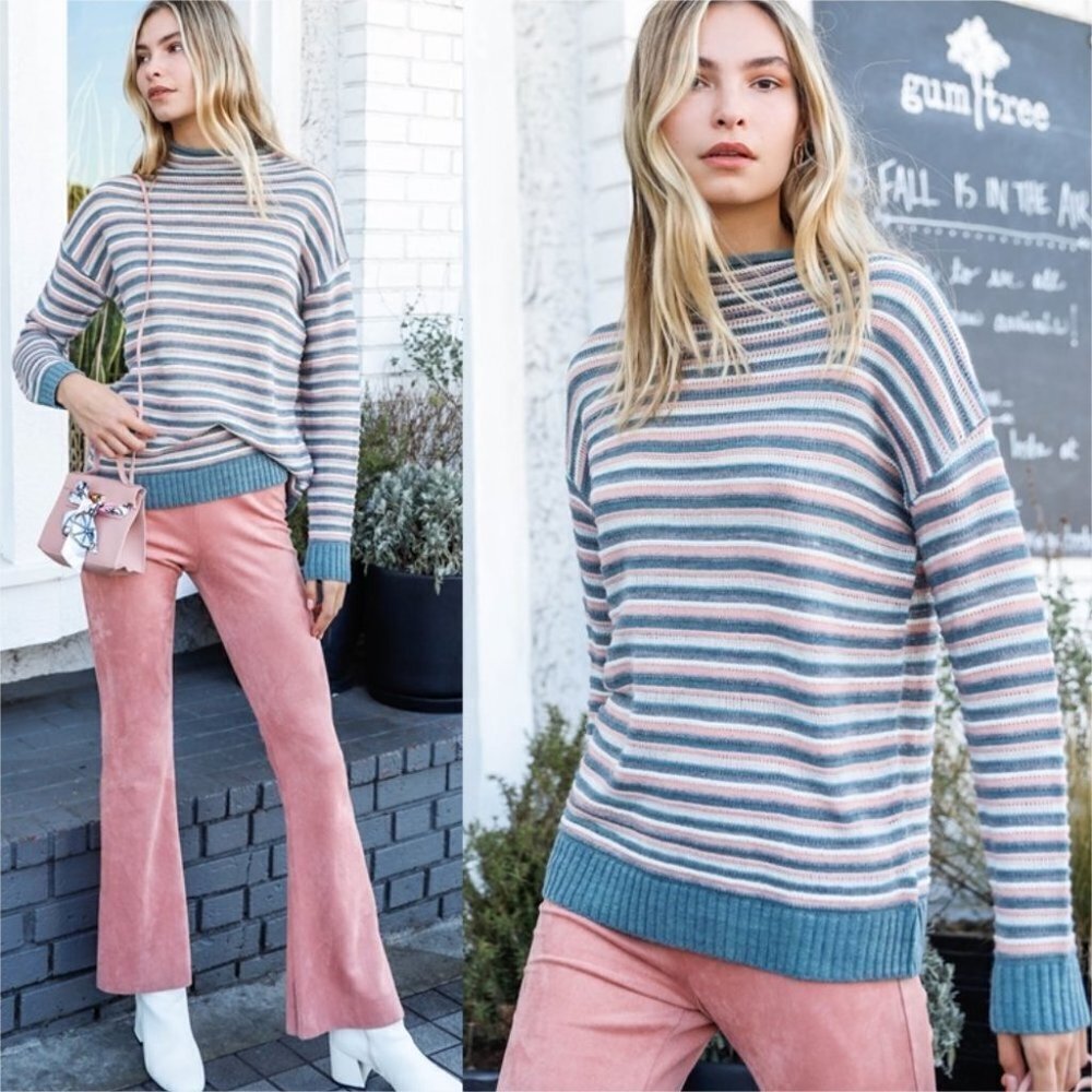 CASUAL DOLLZ Multi Color Woolen Striped Turtle Nec